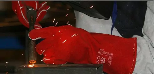 Protective gloves for welders- Kevlar Thread